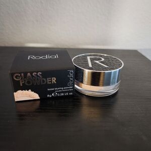 Rodial Glass Powder Loose Blurring Powder 8g, 0.28oz
